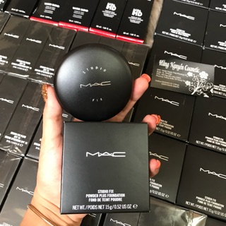Phấn nén Và kem nền Mac