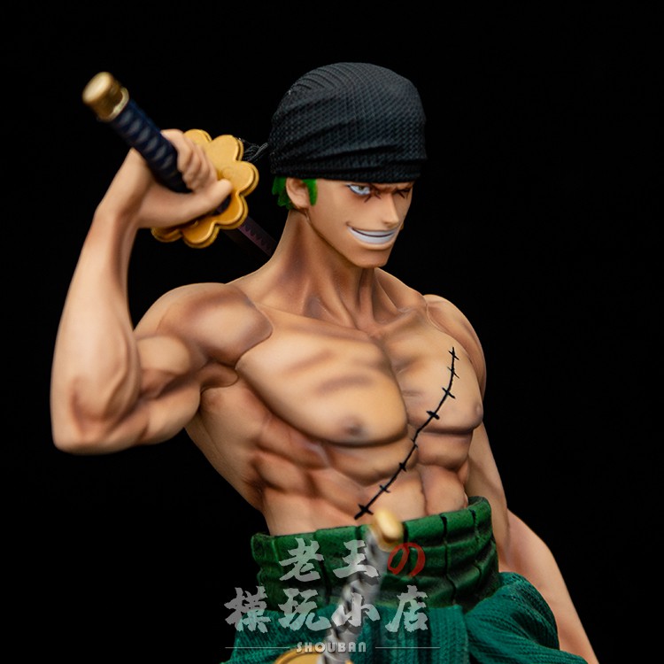 Mô hình nhân vật Zoro trong anime ( one piece )