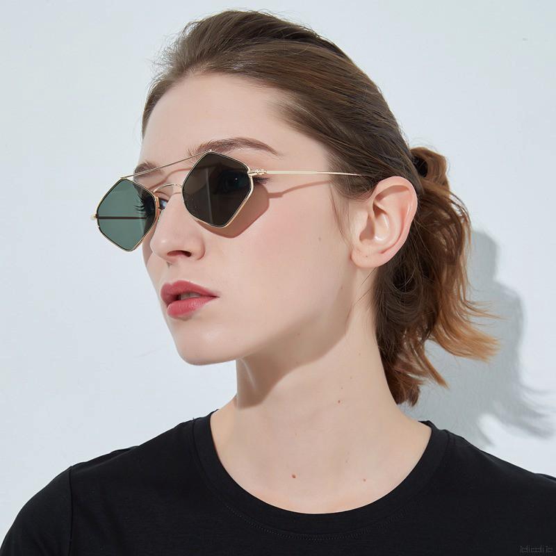 Kính râm nữ gọng kim loại đính đá nhiều màu phong cách retro | BigBuy360 - bigbuy360.vn