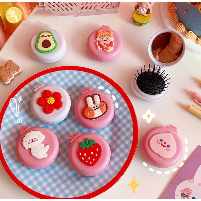Lược kèm gương gấp mini bỏ túi nhiều kiểu hoạt hình dễ thương OT05