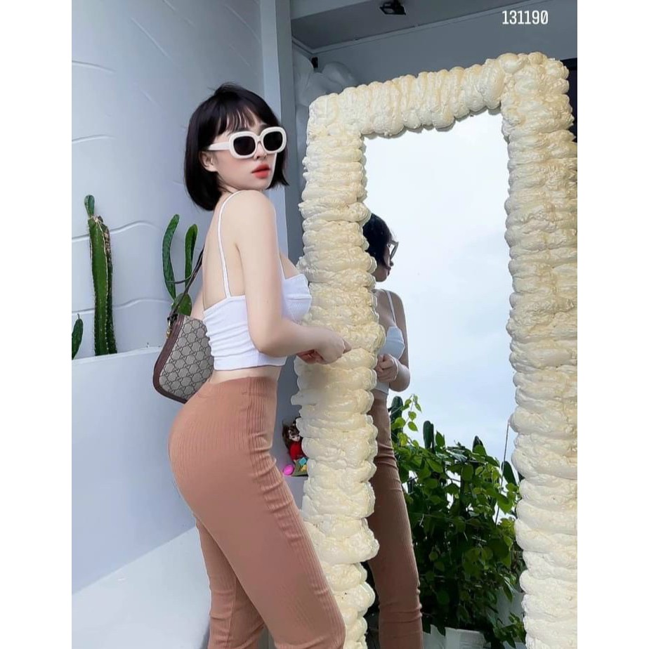 Áo 2 dây khoét ngưc Croptop siêu Hot Shop Cam Kết Hàng Y Hình Chính Chủ ( Size từ 40-53kg)