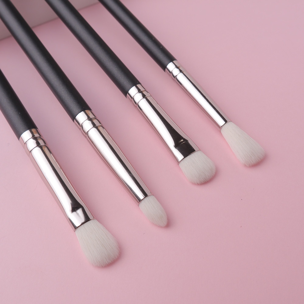 Bộ 4 Cọ Trang Điểm Mắt Và Mắt Chống Nhòe Mã MA221