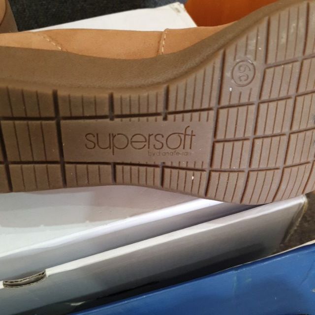 GIẦY Hiệu SUPERSOFT size 6c