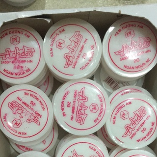 Kem nẻ dưỡng ẩm Anh đào phương liên 2g