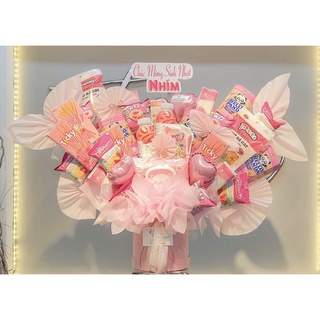 Giỏ Hoa Bánh Kẹo Màu Hồng