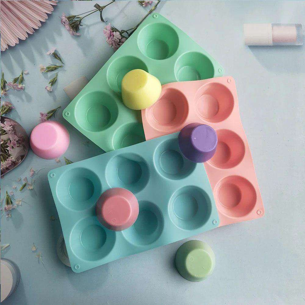 Khuôn Làm Bánh Bằng Silicone Mềm Mại Và Thoải Mái