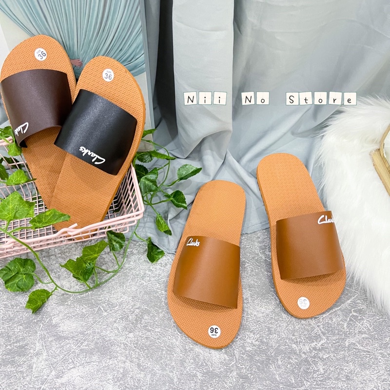 Dép xốp ngang quai da chống trượt