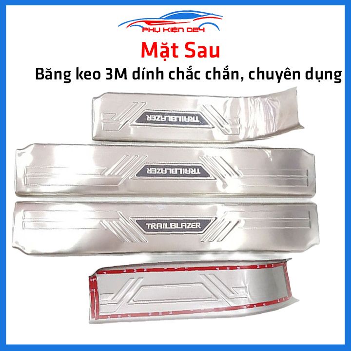 Bộ ốp bậc cửa trong ngoài nẹp bước chân TrailBlazer Inox chống trầy trang trí xe