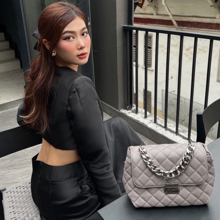 Túi đeo chéo SEEME Kelly Bag da chần dây xích bản to