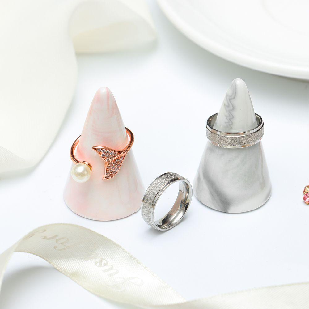 Giá Đỡ Nhẫn Bằng Gốm Sứ Họa Tiết Vân Đá Cẩm Thạch