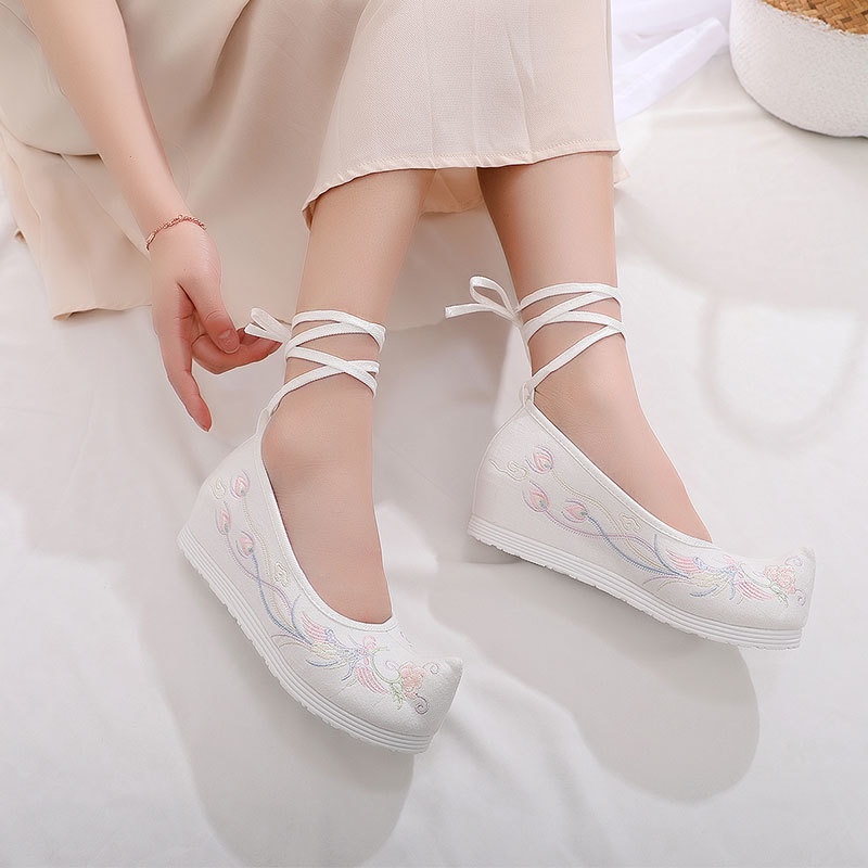 Giày Búp Bê Vải Thêu Hoa Phong Cách Hanfu Bắc Kinh Cổ Điển Tăng Chiều Cao Dành Cho Nữ
