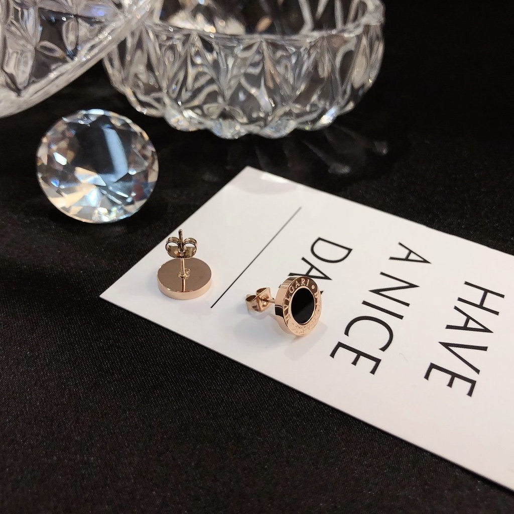 Khuyên Tai Tròn Bằng Thép Titan In Logo Chữ Thời Trang Dành Cho Nữ