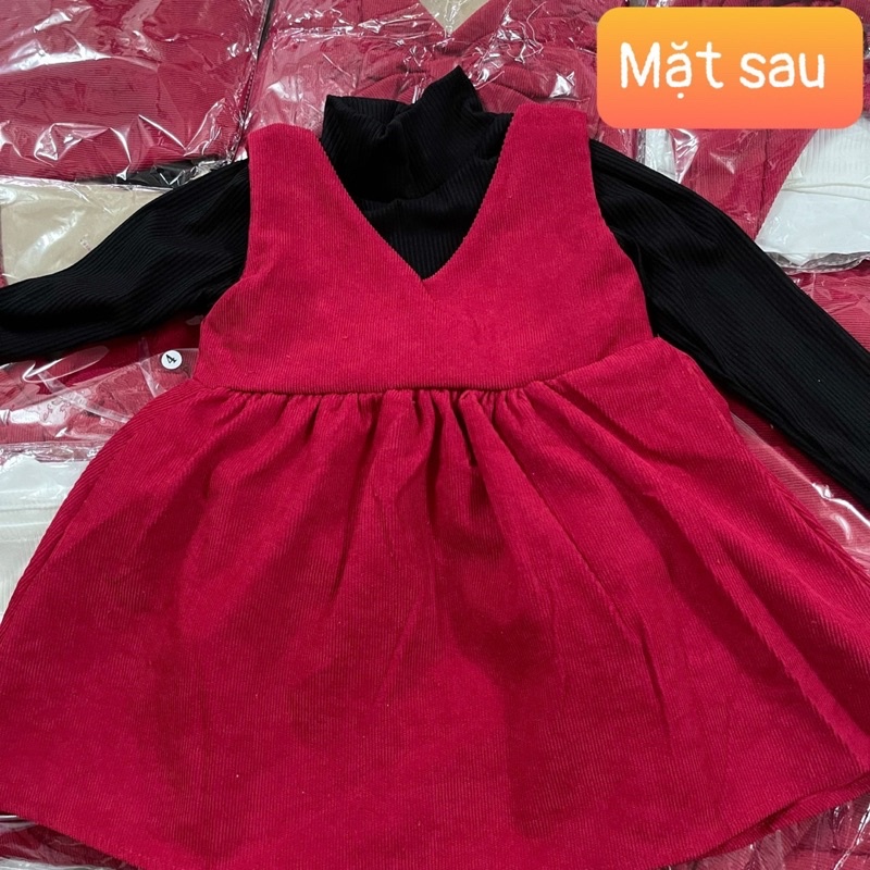 Yếm váy công chúa nhung đỏ kèm áo len tăm cho bé gái từ 8 đến 20kg mặc Thu Đông Lễ Tết - Riokids YEM1