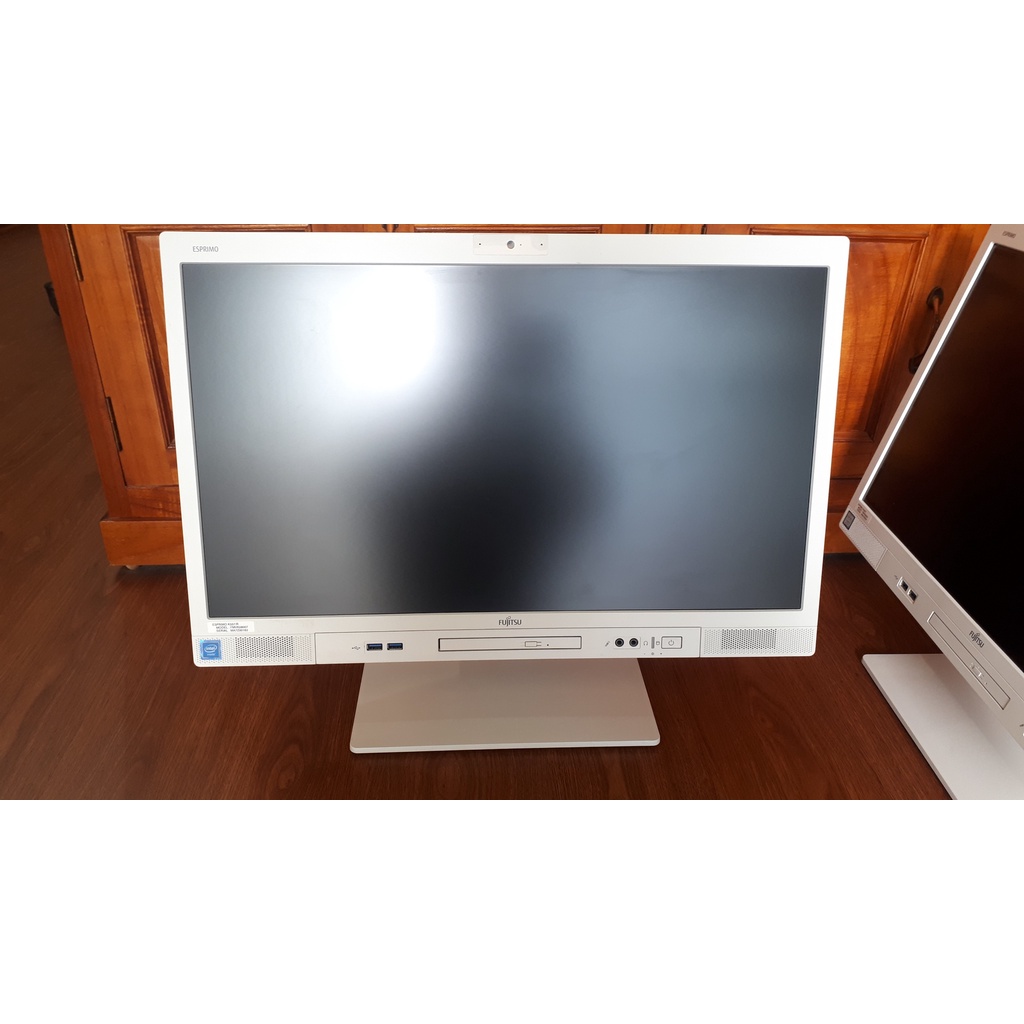 Máy All In One  Fujitsu K557 hàng Nhật màn 24 FullHD IPS màu siêu đẹp