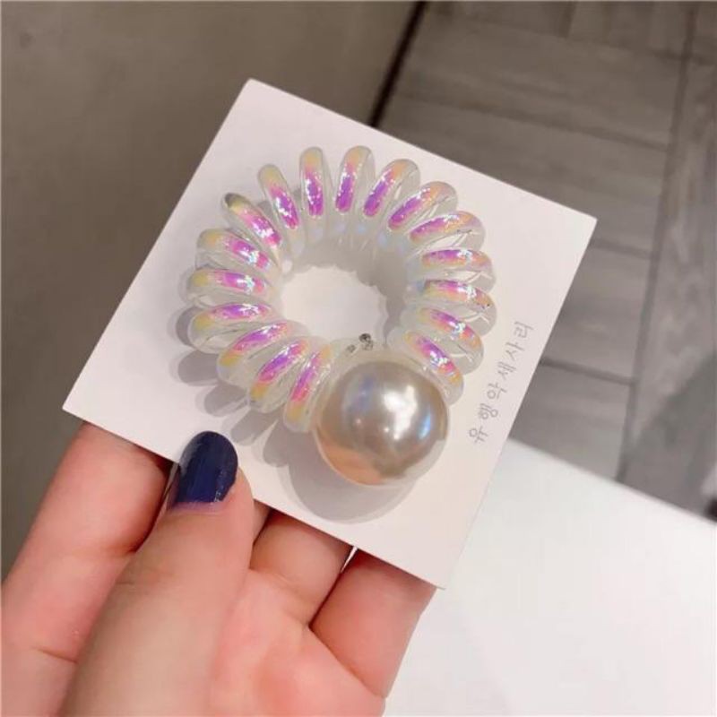Dây cột tóc lò xo đính hạt ngọc sang chảnh