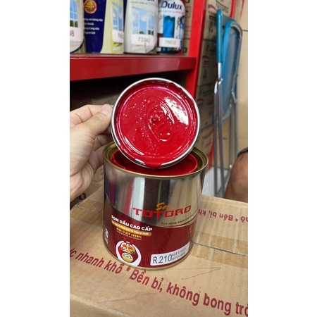 Sơn dầu Toroto màu đỏ , son bè mặt gỗ , cửa sắt ,mã 210 (1kg)