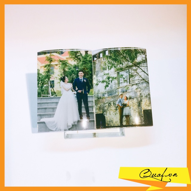 In ảnh lên pha lê sách