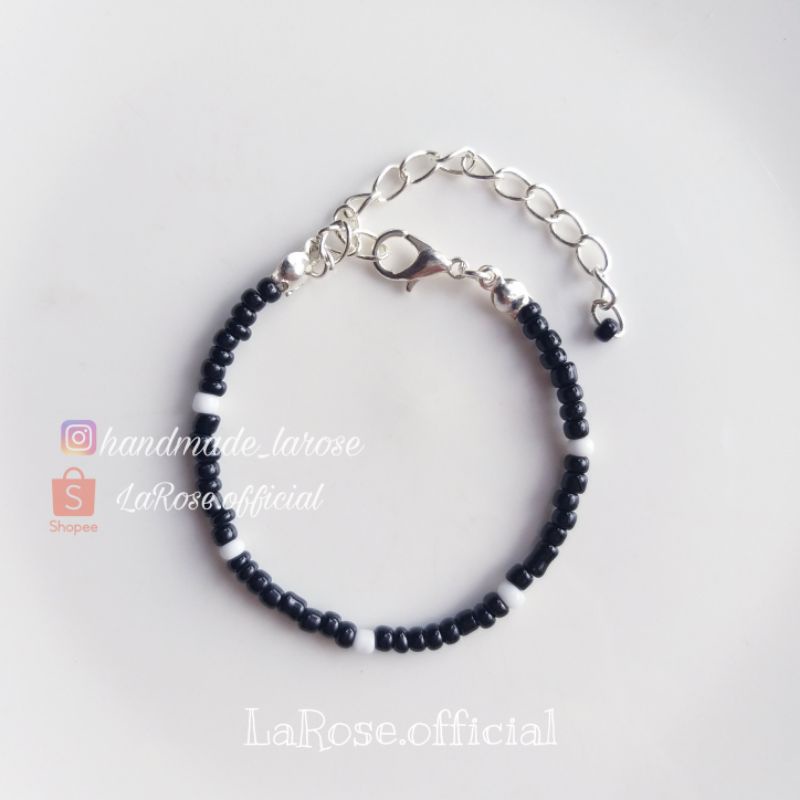 Vòng tay cheap moment Johnny Suh