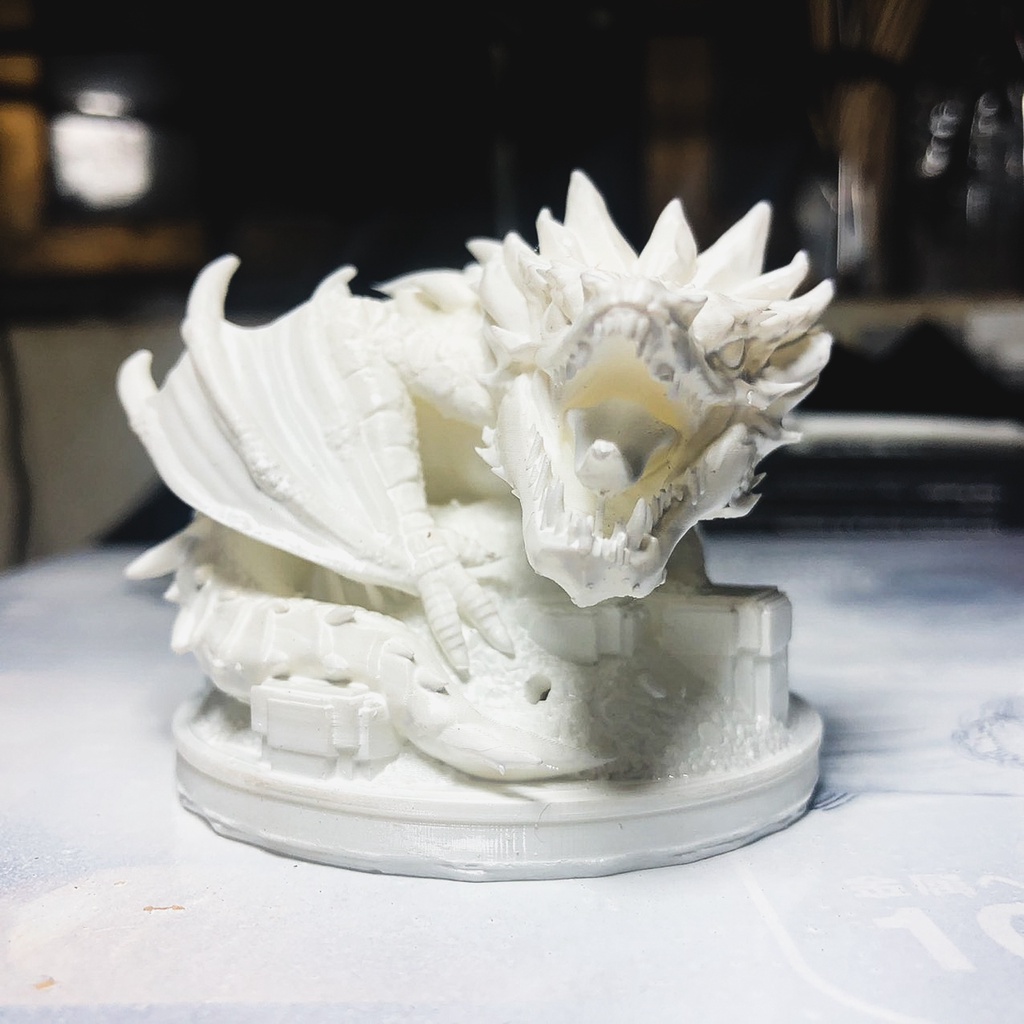 Mô Hình Rồng Smaug The Hobbit Bằng Chất Liệu Nhựa Resin - Cao 7cm