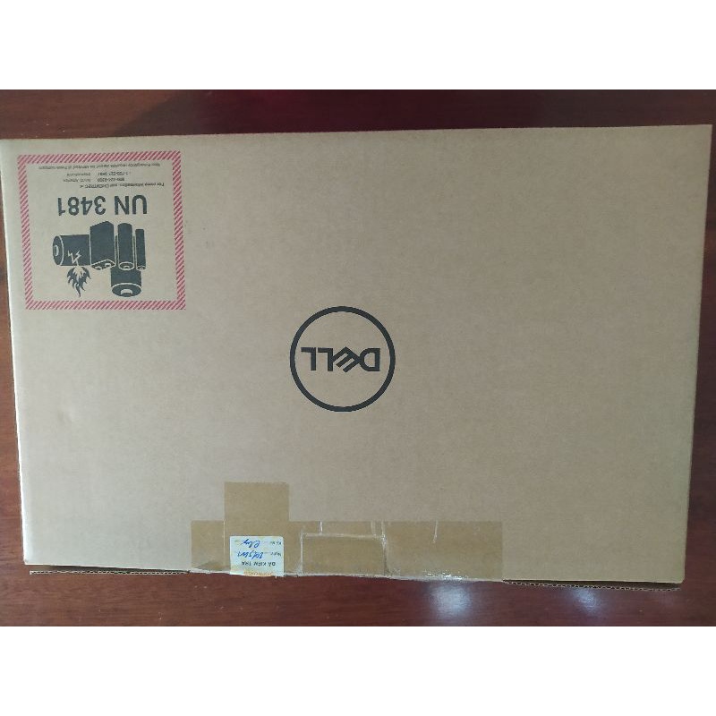 Máy tính xách tay Laptop Dell Vostro 5502 8GB/256GB(70231340)