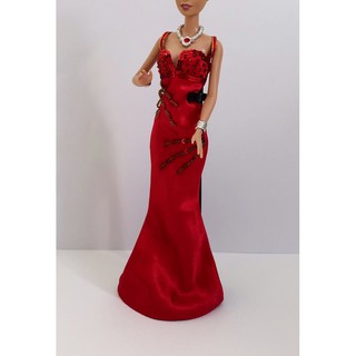 Đầm dạ hội búp bê Barbie chất liệu satin đỏ sang chảnh thu hút mọi ánh nhìn (bán đầm không kèm búp bê)
