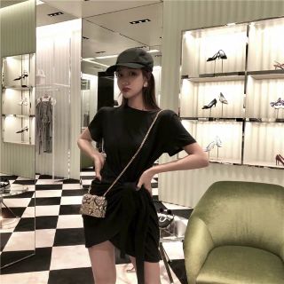 Đầm body buộc eo