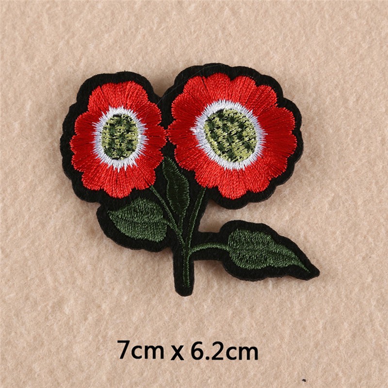 8 miếng vải thêu trang trí hình hoa xinh xắn