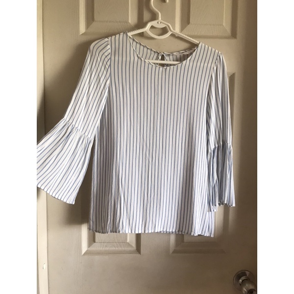 Pass áo kiểu bánh bèo Zara, Mới 98%,size S