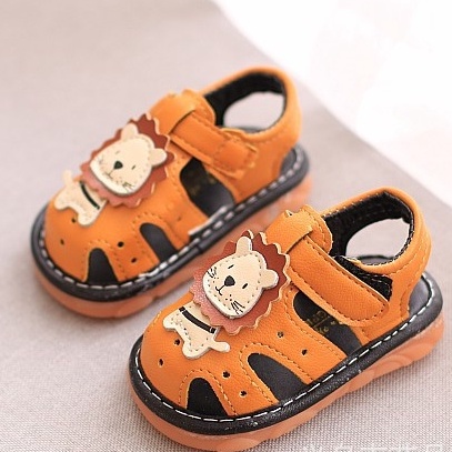 Sandal tập đi cho bé trai, bé gái  có kèn kêu Chít Chít chống trơn trượt