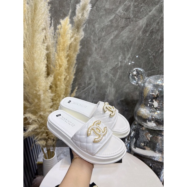 Bán sỉ Dép nữ đế bánh mì quai bản chần chỉ tag X ngọc sang xịn