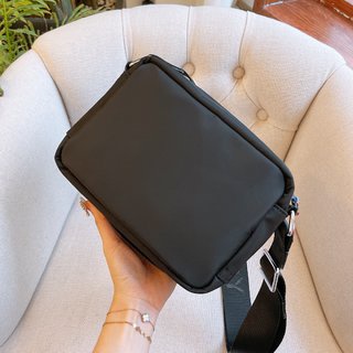 Túi Đeo Chéo Burberry Phong Cách Thể Thao Sang Trọng Thời Trang Cho Nam Nữ