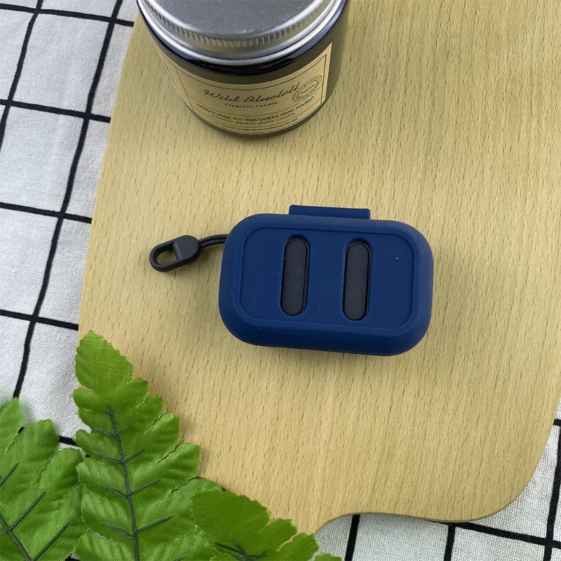 Bộ Ốp Bảo Vệ Tai Nghe Không Dây Bằng Silicone Hình Đầu Lâu Kẹo Dime