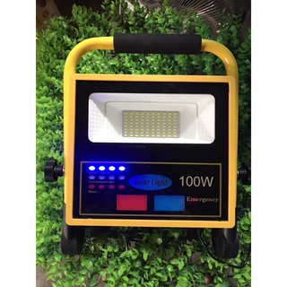 Đèn pha năng lượng mặt trời 100w cầm tay thông minh sạc được cả điện 220v có giấy bảo hành