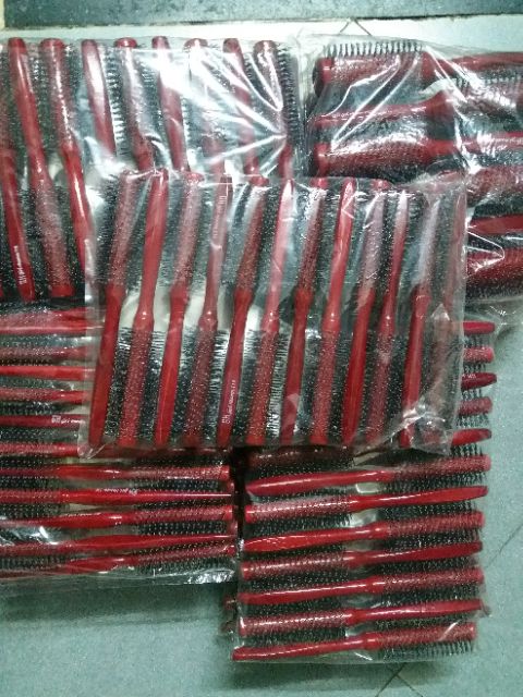 Lược tròn chải tóc cán gỗ GH
