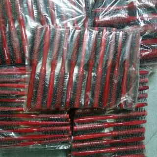 Lược tròn chải tóc cán gỗ GH