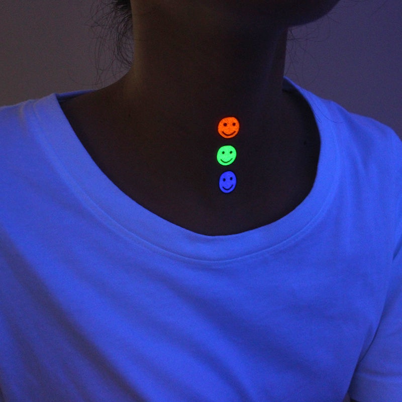 Hình Xăm Dán Họa Tiết Trái Tim Màu Dạ Quang Dùng Trang Trí Độc Đáo