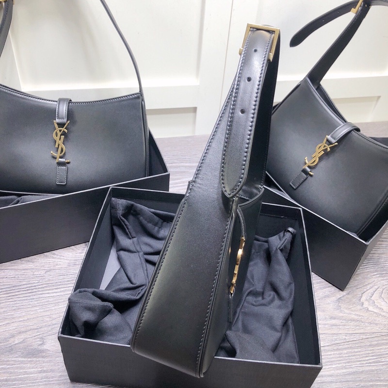 Túi kẹp nách rose blackpink