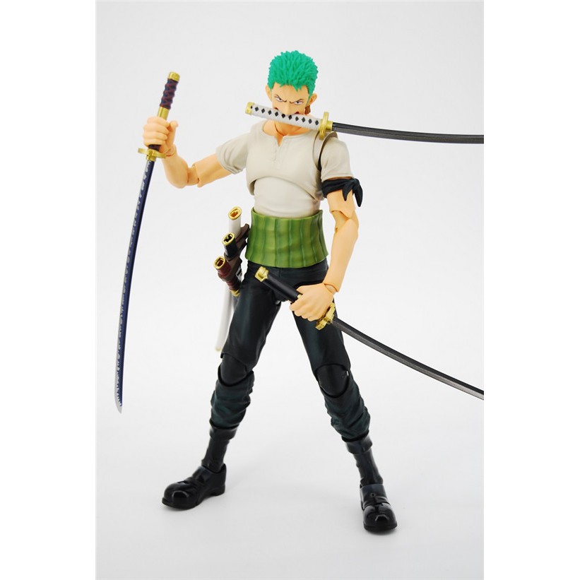 Zoro cầm 3 cây kiếm nhiều chi tiết, khớp cử động cao 18cm - Mô hình figure One Piece