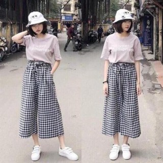 Quần kẻ caro ống rộng