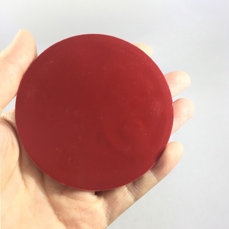 Logo dập nổi in chữ baby in car bằng nhôm xinh xắn