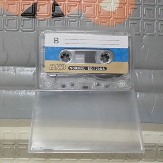 Băng cassette trắng mới giá cho 1 chiếc