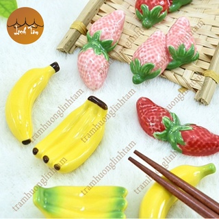 Gác đũa gốm sứ phụ kiện bàn ăn hình nải chuối