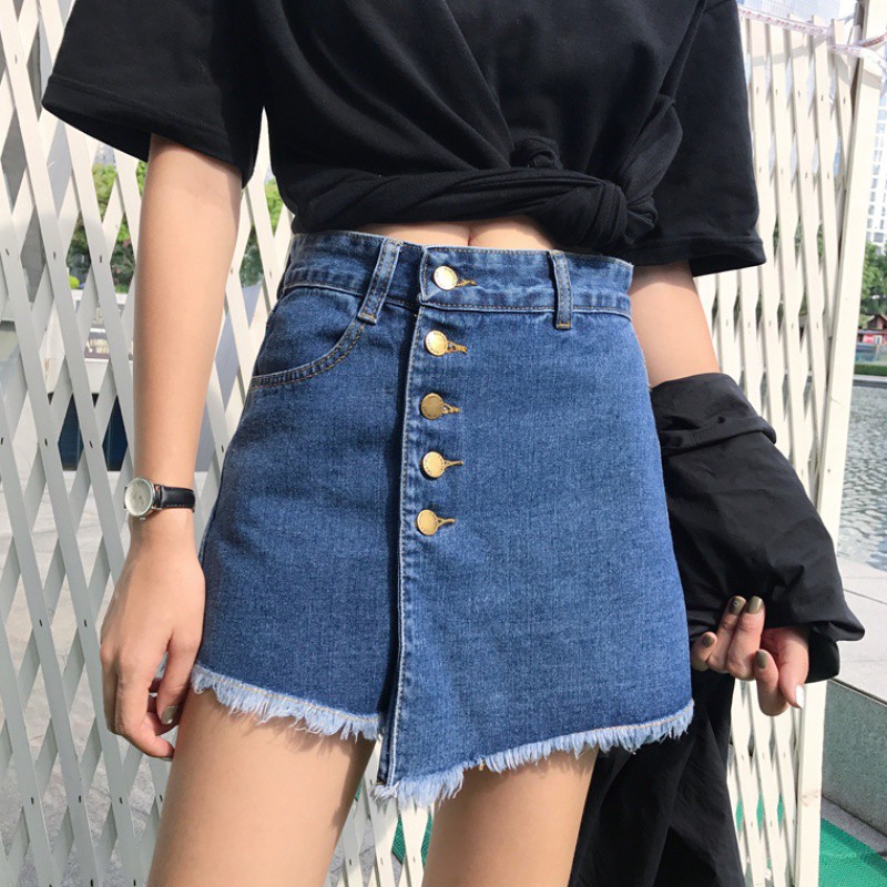 Quần short jeans giả váy phối hàng nút thời trang nữ cá tính | BigBuy360 - bigbuy360.vn