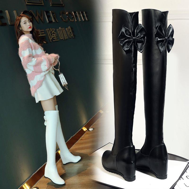 Giày Bốt Thu Đông Màu Trắng Thắt Nơ Dài Qua Gối Mỏng Cỡ Lớn Cho Nữ