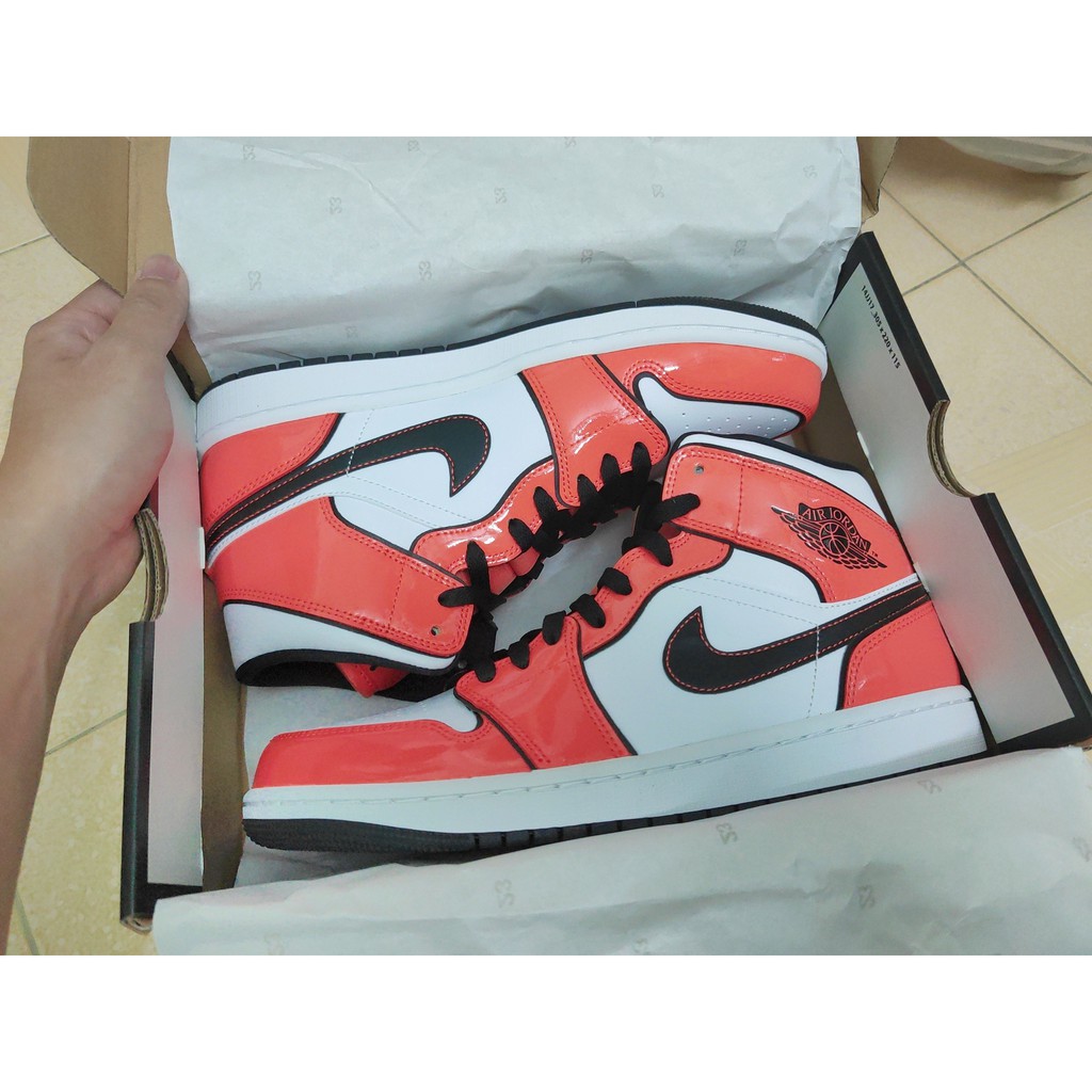 Giày Jordan 1 Mid SE Chính Hãng