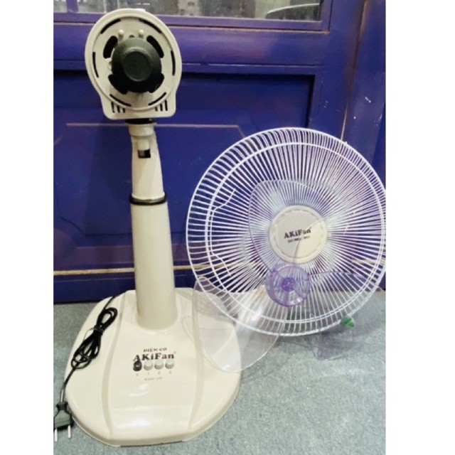Quạt đứng thấp (quạt lững) Akifan 🔸Hàng VN CLC🔸cánh 40cm 🔸BH 2 năm🔸ship hàng hỏa tốc | BigBuy360 - bigbuy360.vn