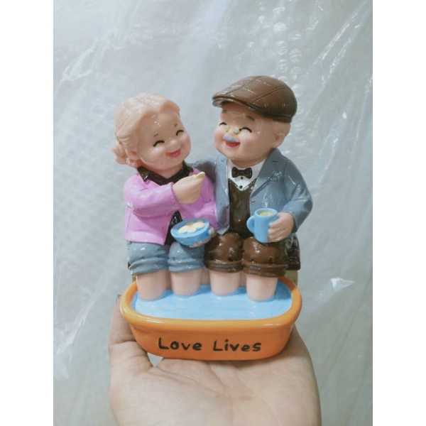 Tượng ông lão bà lão, tượng ông bà trăm năm hạnh phúc, trưng ý nghĩa tình yêu vĩnh cửu hạnh phúc