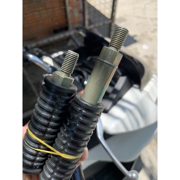 Gác Chân sau Pô Vắt Honda 67 68 69 72 CD CL Ký Hiệu HM