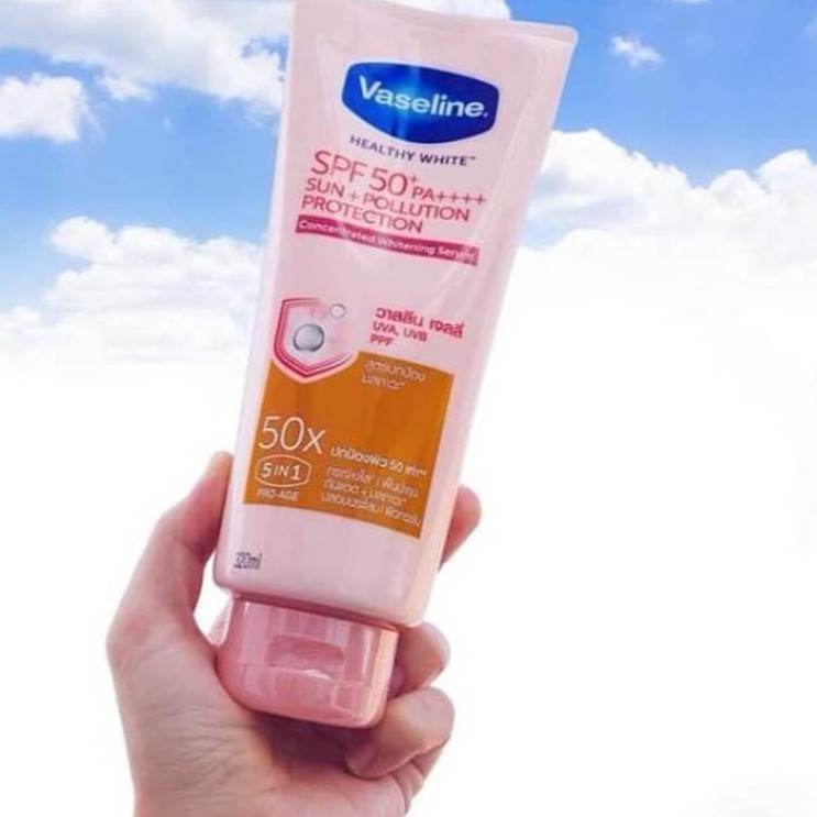 Sữa Dưỡng Thể Trắng Da Vaseline 50X SPF50++ Thái Lan 320ml