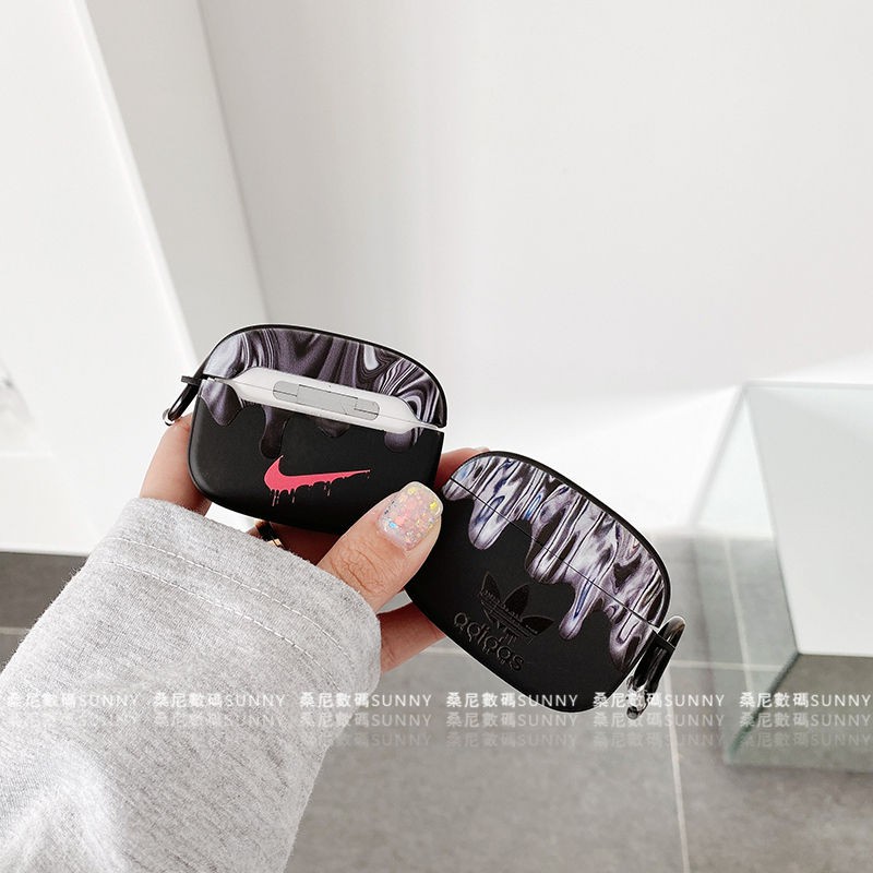 Vỏ Bảo Vệ Hộp Đựng Tai Nghe Airpod Pro Bằng Silicon In Logo Adidas Cá Tính